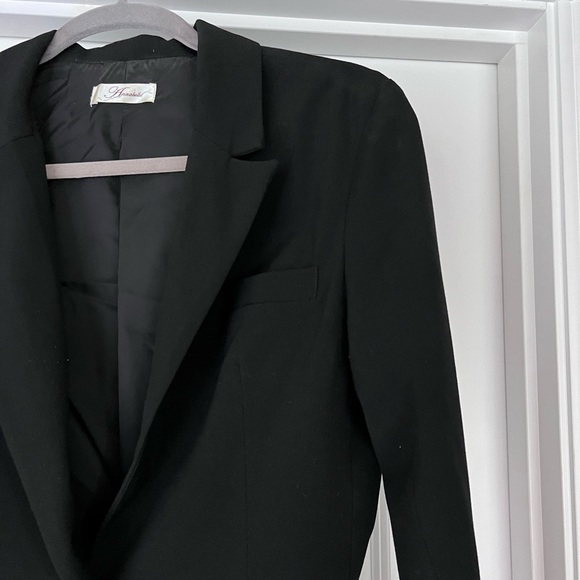 Black blazer size M. One button in front - Picture 9 of 11